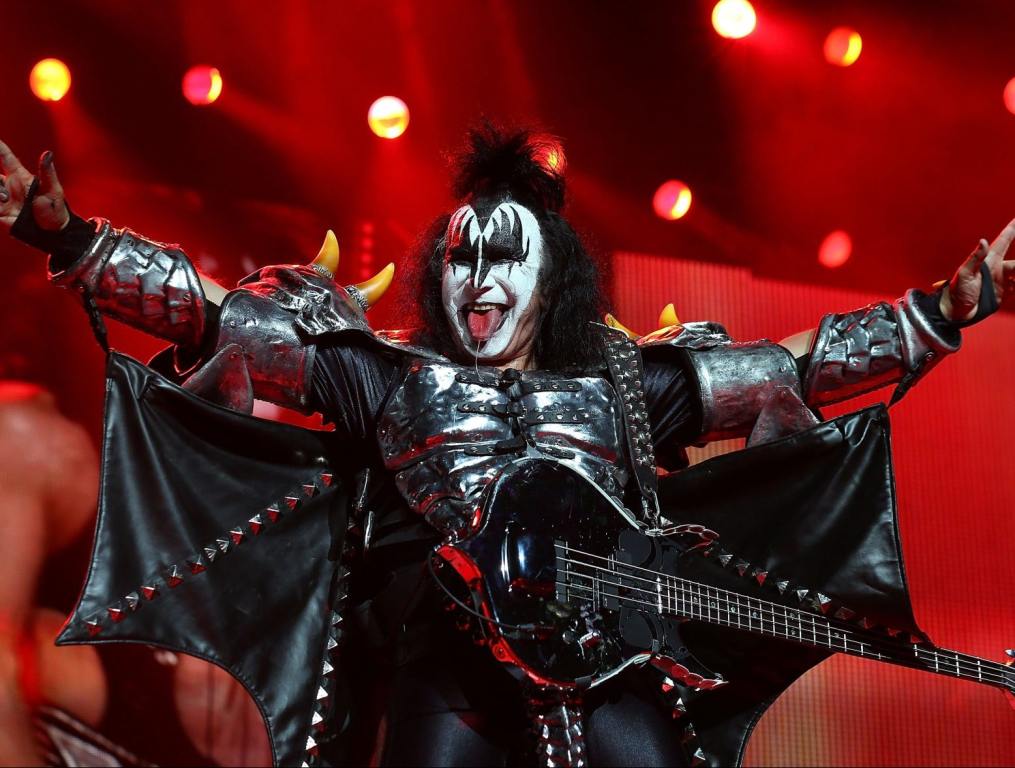 Gene Simmons Puts Ice Cubes in his Cereal, Causes Intense Reaction on ...