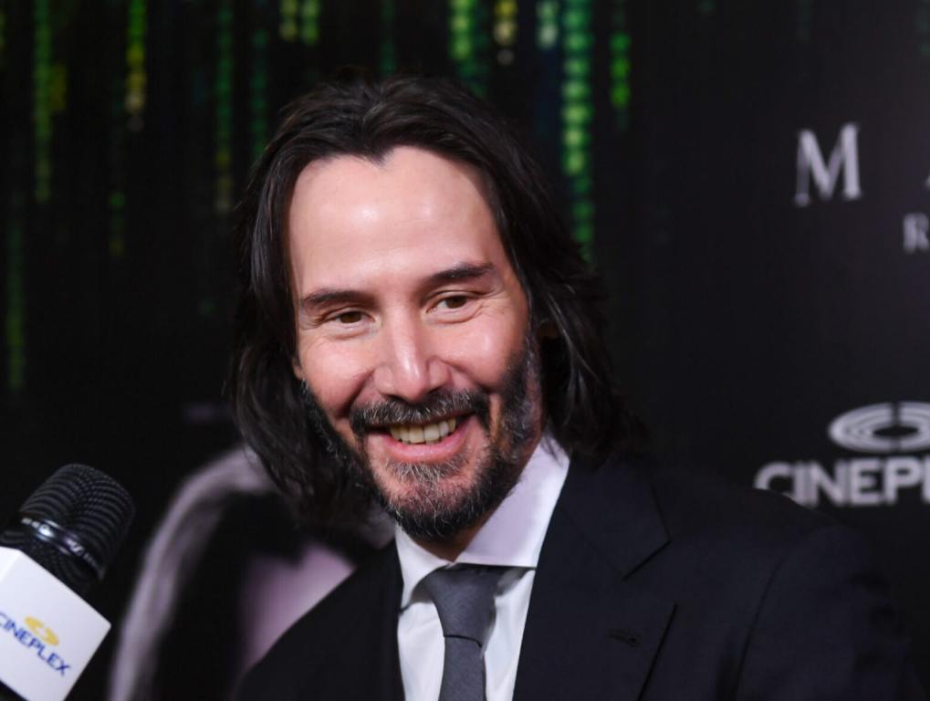 Keanu Reeves Has Looked Great For Decades, And Here's Proof