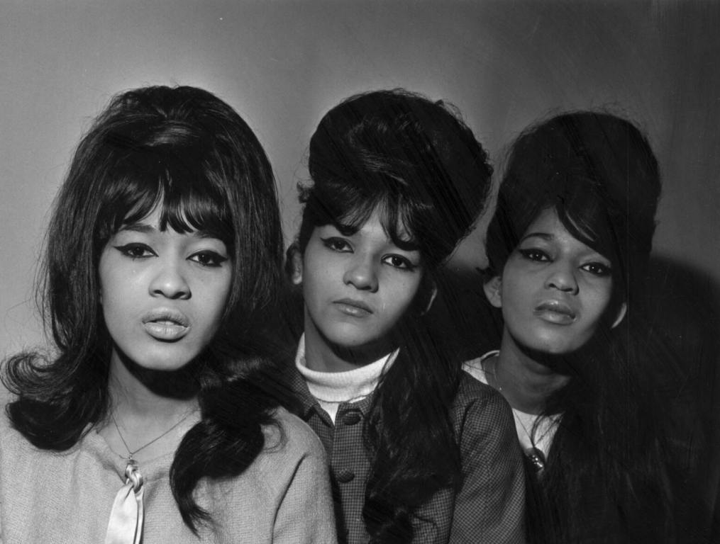 Ronnie Spector, HOF Singer of The Ronettes, Dies at 78