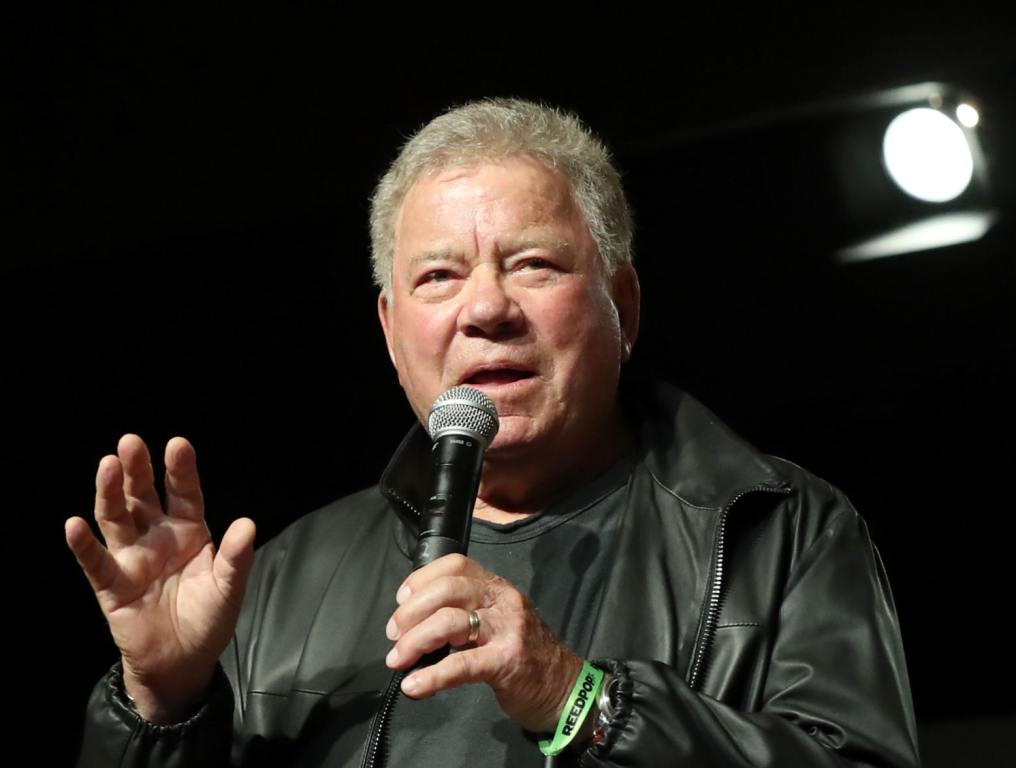 5 Bizarre/Awesome William Shatner Classic Rock Covers