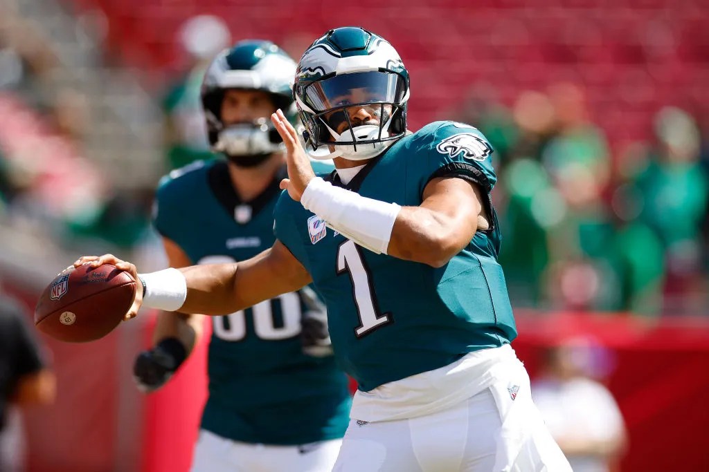 TAMPA, FLORIDA - SEPTEMBER 29: Jalen Hurts #1 of the Philadelphia Eagles warms up prior to a game against the Tampa Bay Buccaneers at Raymond James Stadium on September 29, 2024 in Tampa, Florida. 