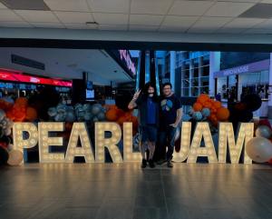 Pierre Robert and Nick McIlwain with live radio coverage at Night 2 of Pearl Jam 2024 tour