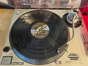 The vinyl record of Pink Floyd's "Wish You Were Here" on the WMMR Studio R turntable